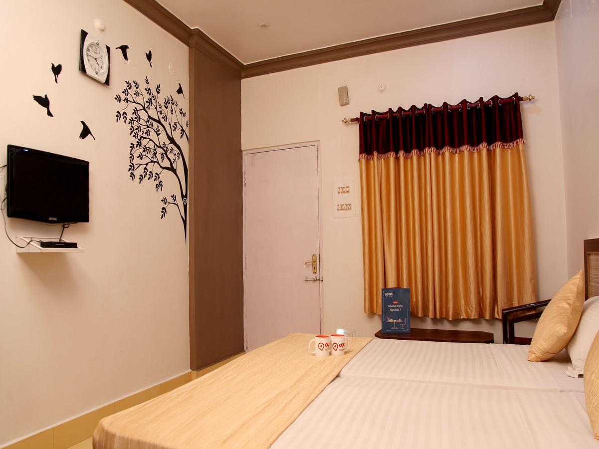 Hotel Lara India Varanasi Exterior photo