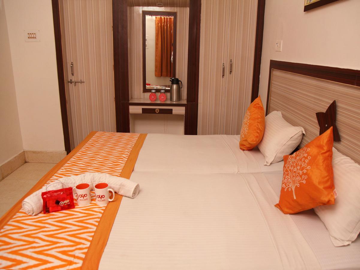 Hotel Lara India Varanasi Exterior photo